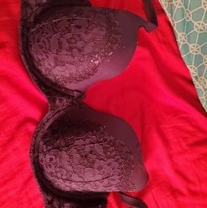 Victoria Secret 34DDD Bra